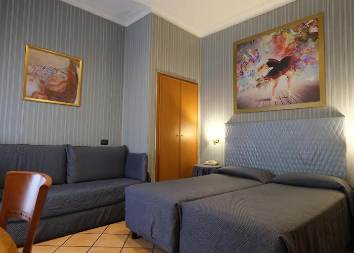 Hotel Lirico