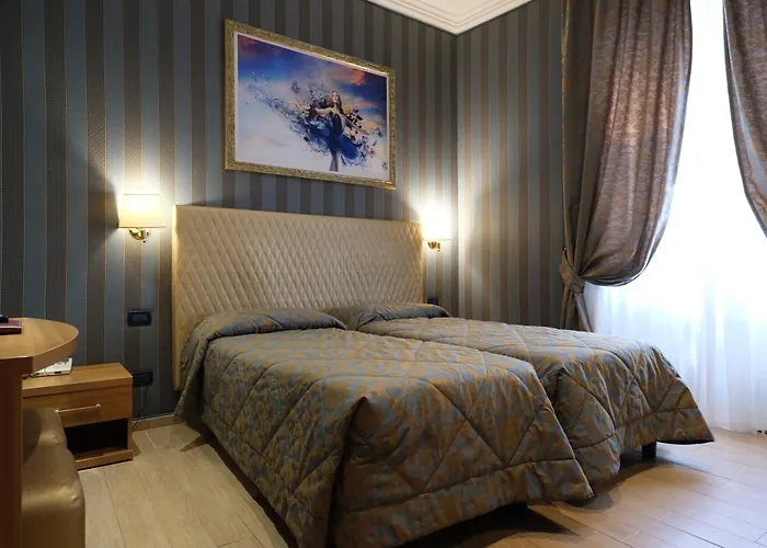 Hotel Lirico